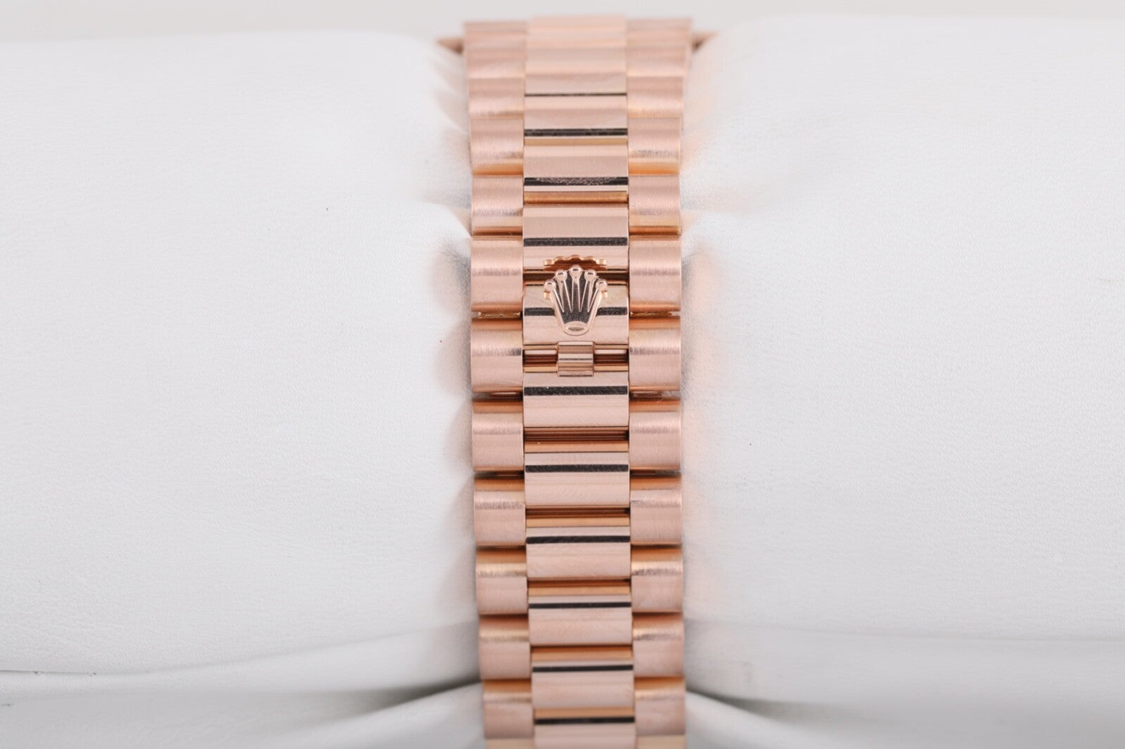 44610989