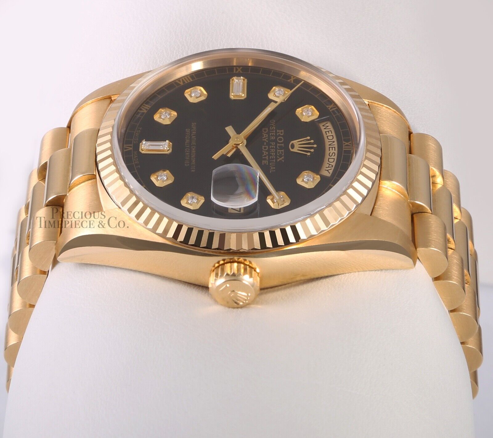 Rolex 18k Gold Day-Date 18238 President 36mm-Black Diamond Dial 18k Fluted Bezel