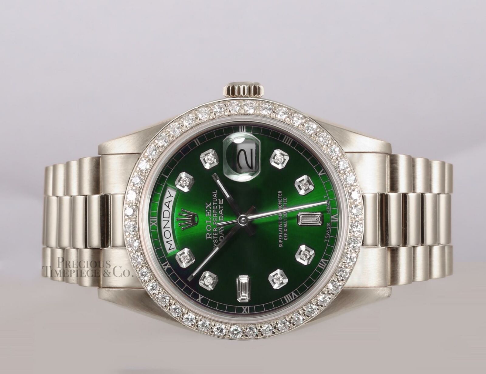 Rolex Day-Date 18239 Presidential 18k White Gold 36mm-Green Dial-Diamond Bezel