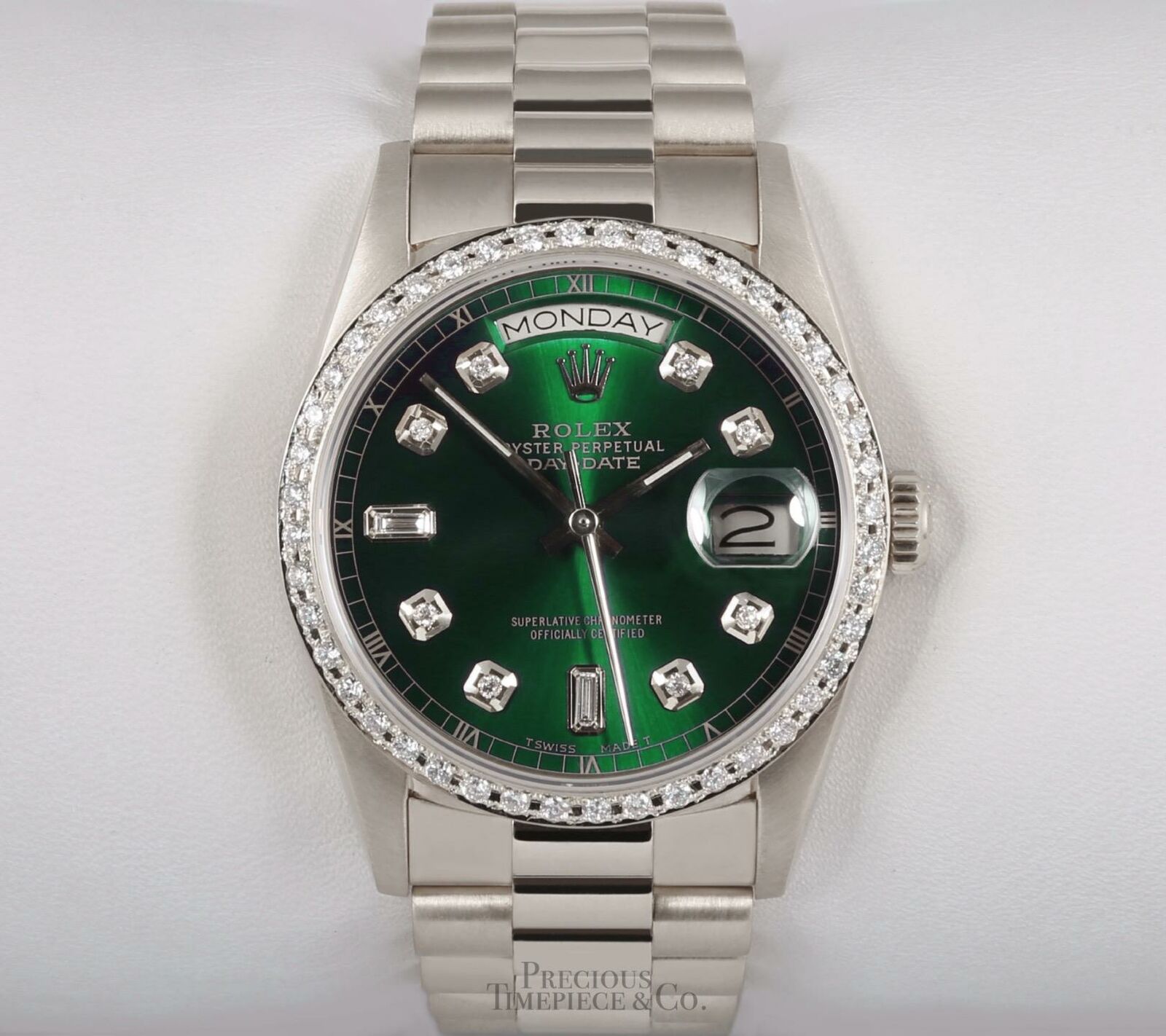 Rolex Day-Date 18239 Presidential 18k White Gold 36mm-Green Dial-Diamond Bezel